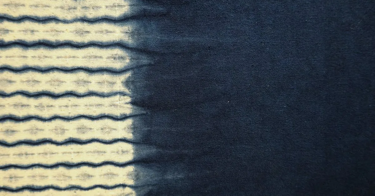 découvrez nos techniques et services professionnels de teinture de vêtements pour renouveler et personnaliser votre garde-robe avec des couleurs éclatantes.