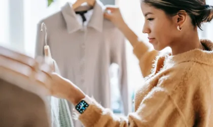 Maîtriser l’art des superpositions pour un style féminin intemporel