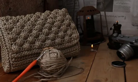Comment rigidifier un sac au crochet pour lui donner une meilleure tenue au quotidien ?